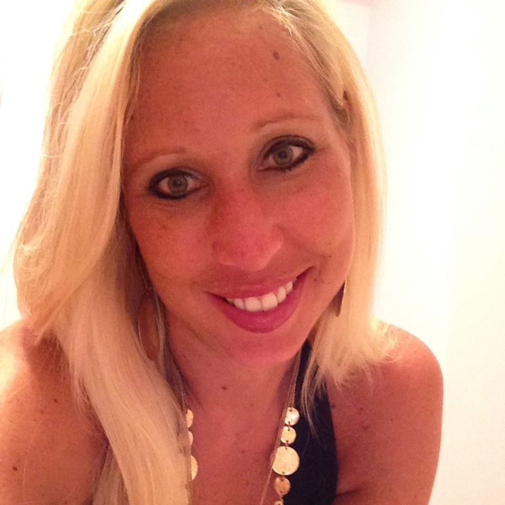 Meet your Posher, Maura